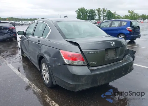 2009 Honda Accord 2.4 Lx-P z USA, uszkodzony, nr VIN 1HGCP26449A175522